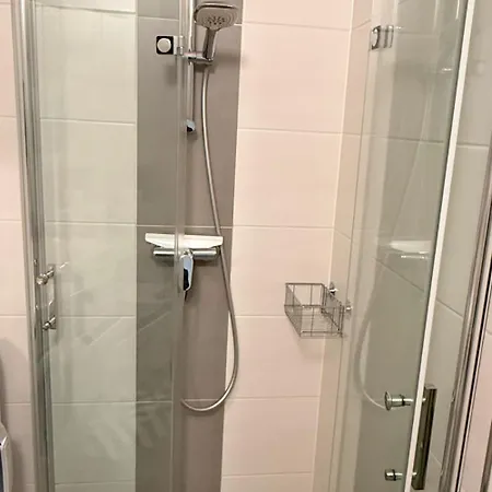 Komfortables Appartement/garconniere In Fuer Urlaub Und Geschaeftsreisen 格拉茨