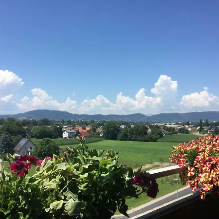 Appartamento Komfortables Appartement/garconniere In Fuer Urlaub Und Geschaeftsreisen Graz