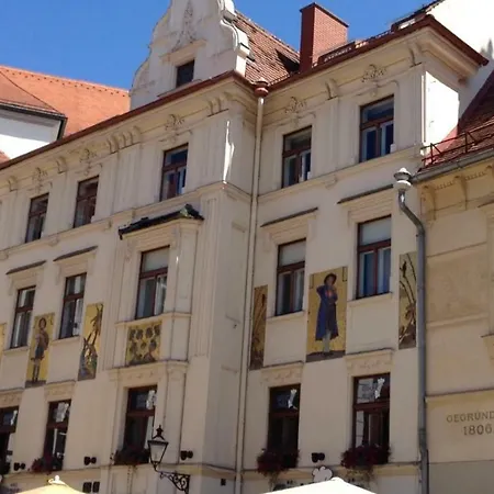 Komfortables Appartement/garconniere In Fuer Urlaub Und Geschaeftsreisen