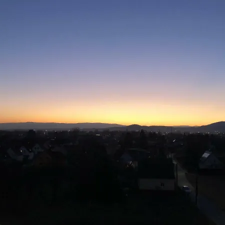 Komfortables Appartement/garconniere In Fuer Urlaub Und Geschaeftsreisen 公寓 *