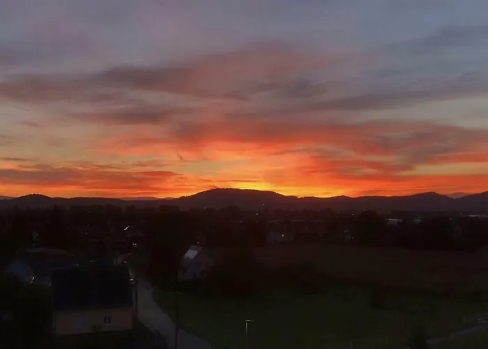 Komfortables Appartement/garconniere In Für Urlaub Und Geschäftsreisen