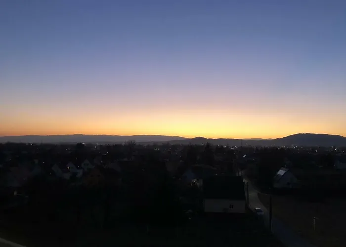 Komfortables Appartement/garconniere In Für Urlaub Und Geschäftsreisen Apartamento *